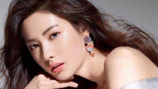 Tips to Keep Your Skin Glowing in this Summer